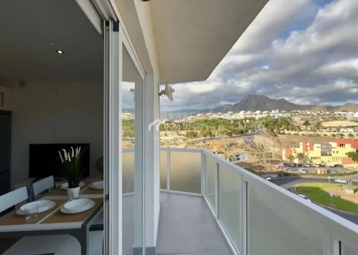 Penthouse Americas * Πλάγια ντε λας Αμέρικας